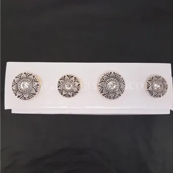 دکمه پایه دار نگین دار سایز 1