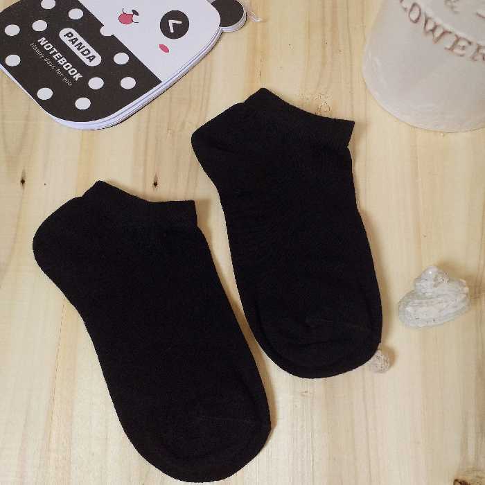 جوراب کیاکت مدل ساده رنگ مشکی