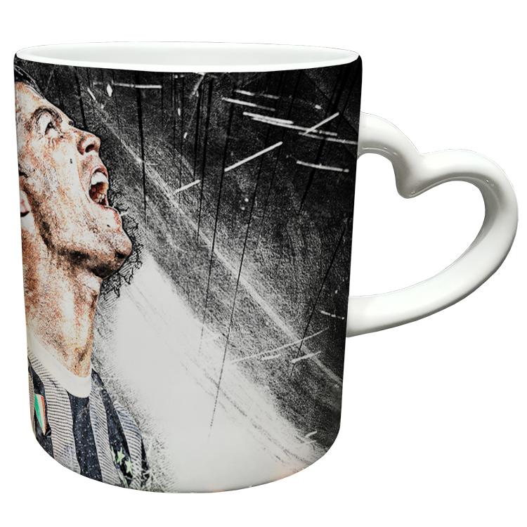 ماگ مدل دسته قلبی طرح رونالدو کد 32