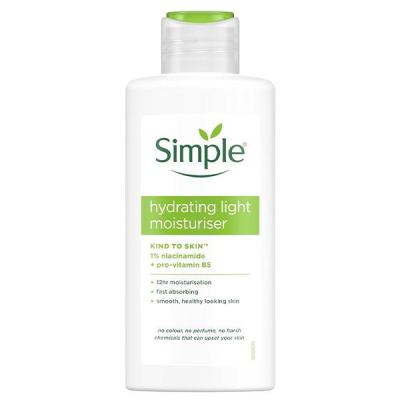 کرم مرطوب کننده و آبرسان سیمپل مدل hydrating light حجم 125 میل