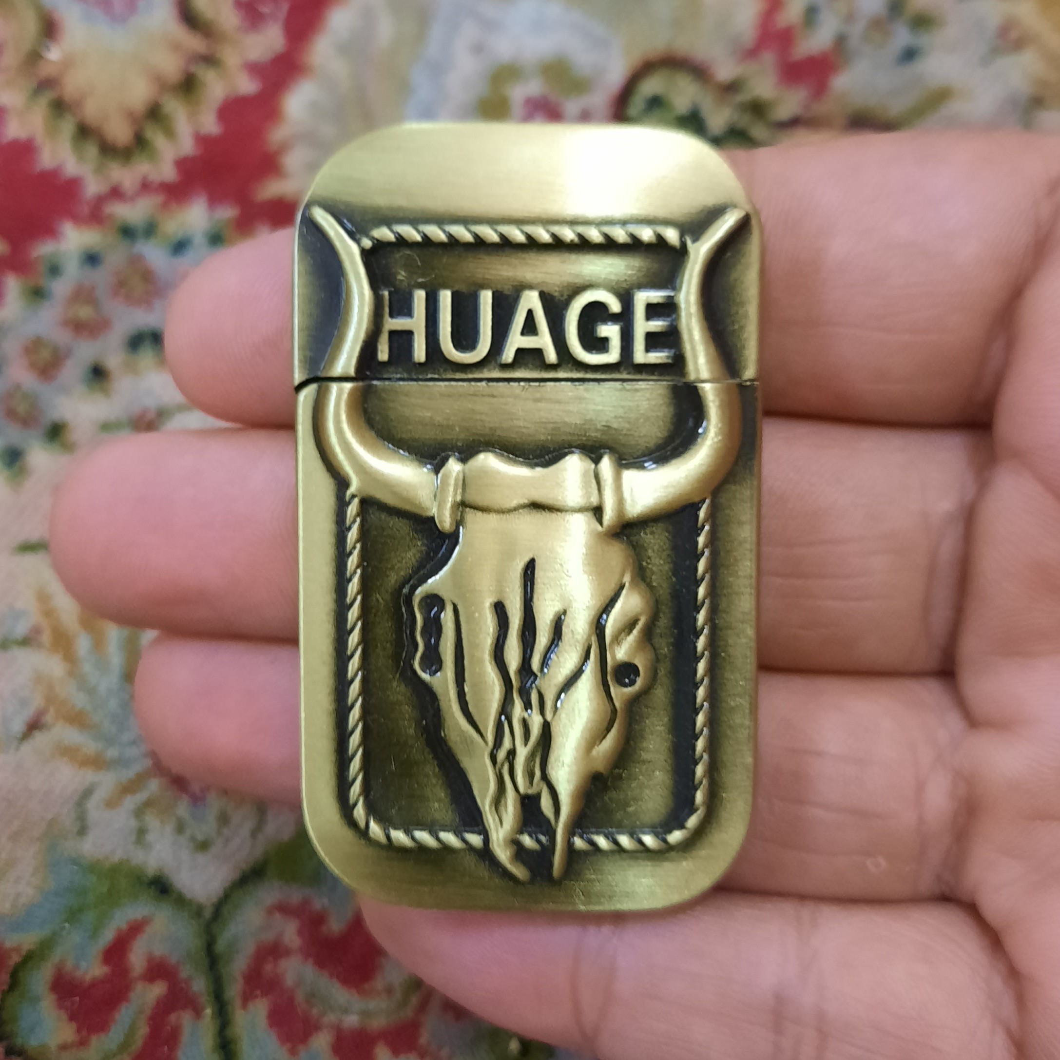 فندک شیک و خاص  به همراه جعبه کادویی کد 01