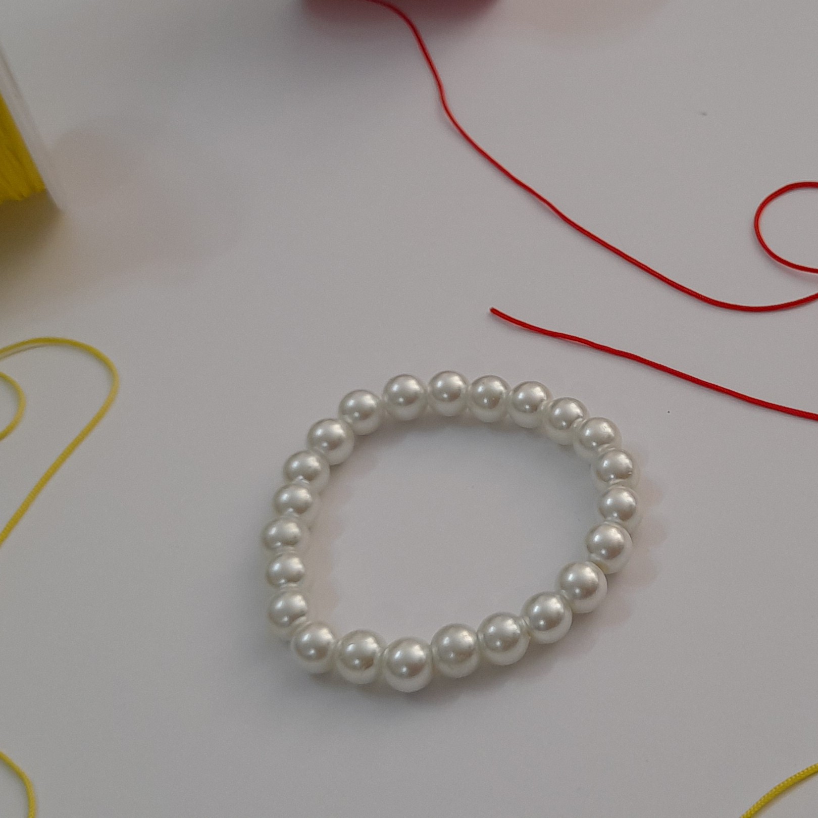 دستبند مرواریدی سفید