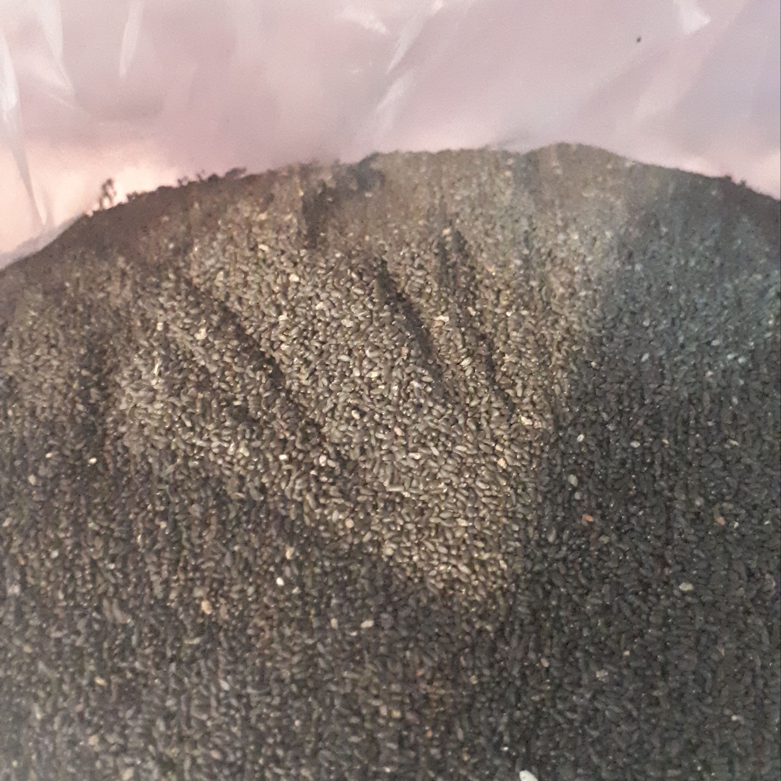 تخم شربتی ریز و تمیز