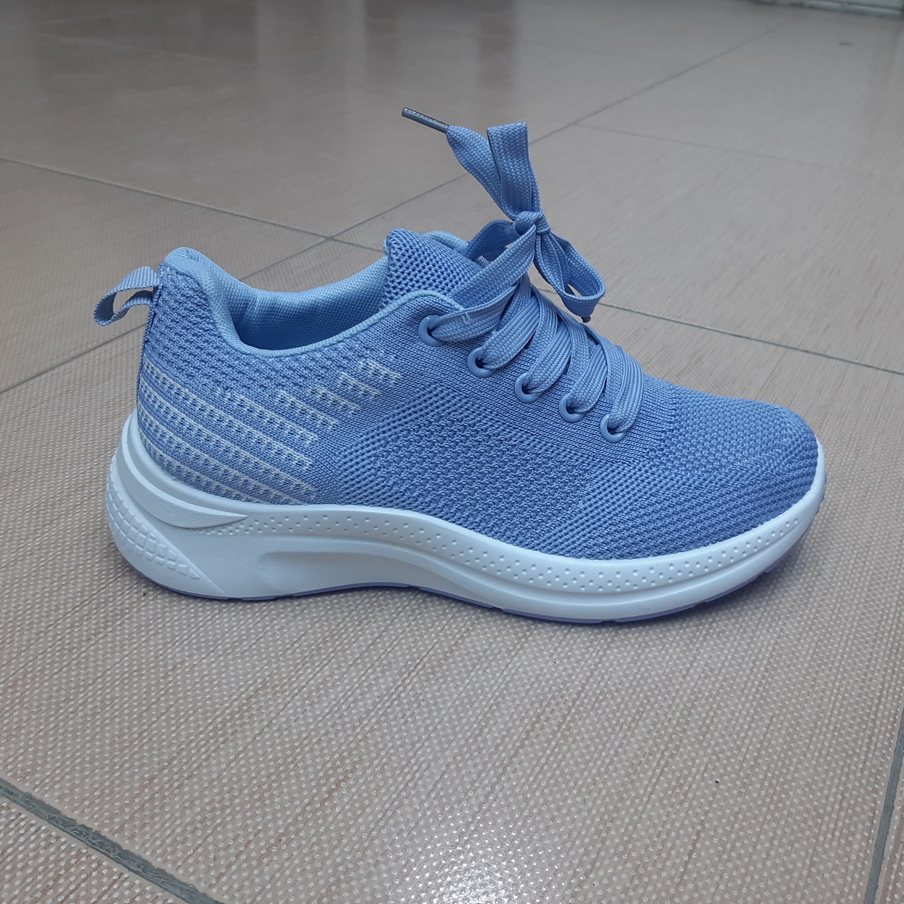 کفش راحتی کتونی بندی رنگ آبی باز رویه بافت زیره پیو