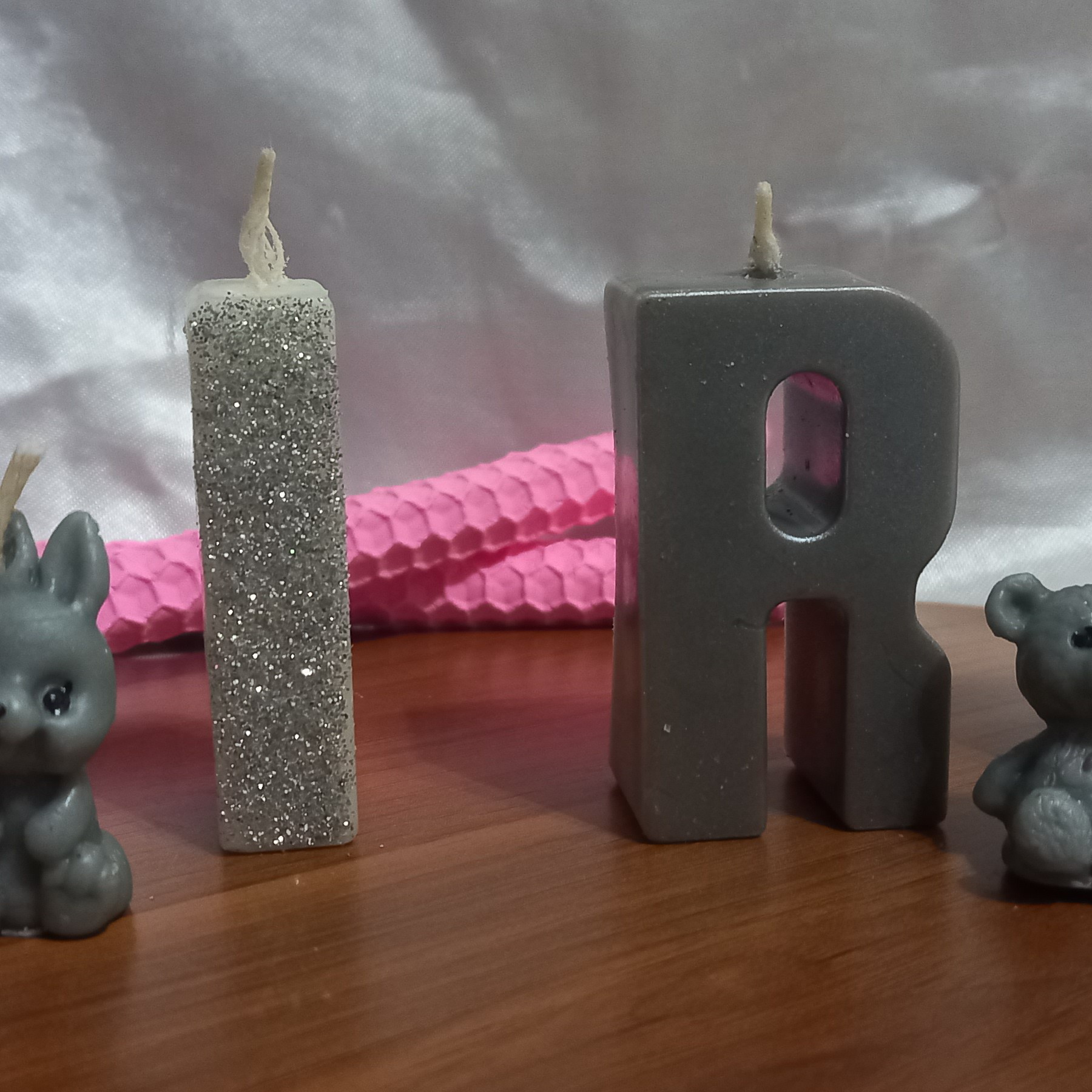 شمع حروف هرعدد  ارتفاع 5سانتو دررنگبندی  