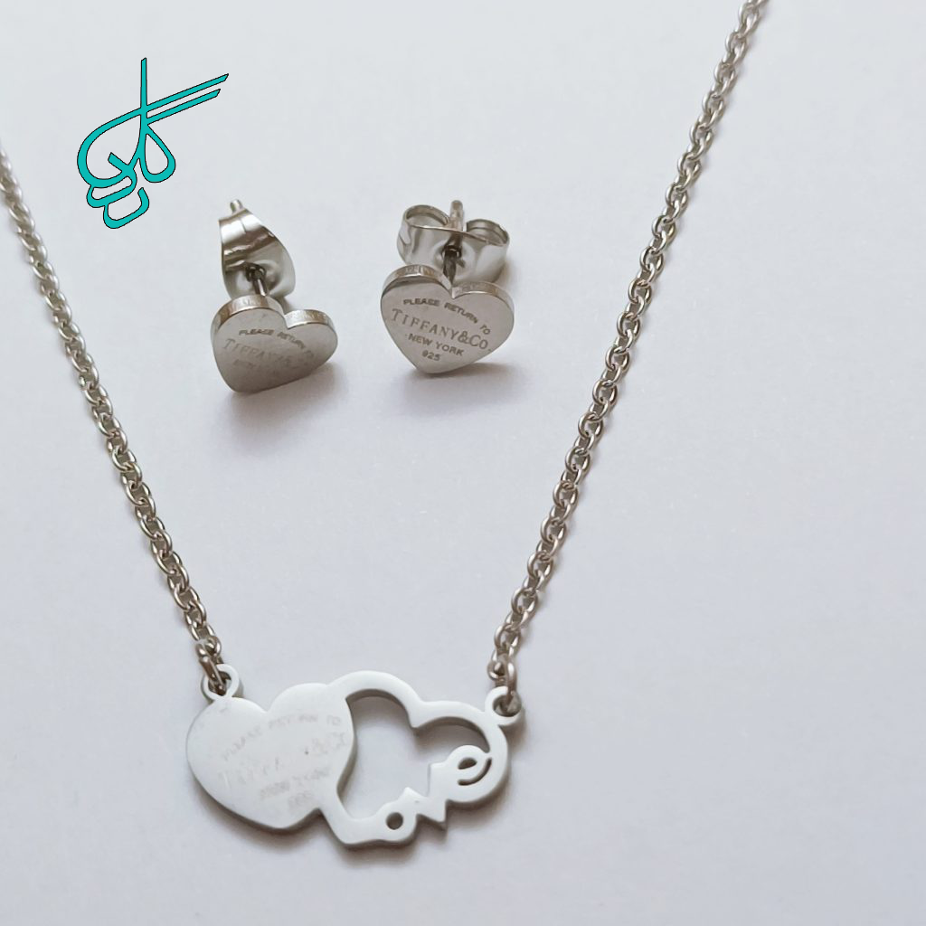 خرید نیم ست گوشواره میخی و گردنبند طرح قلب کد 1710009 - ردگل