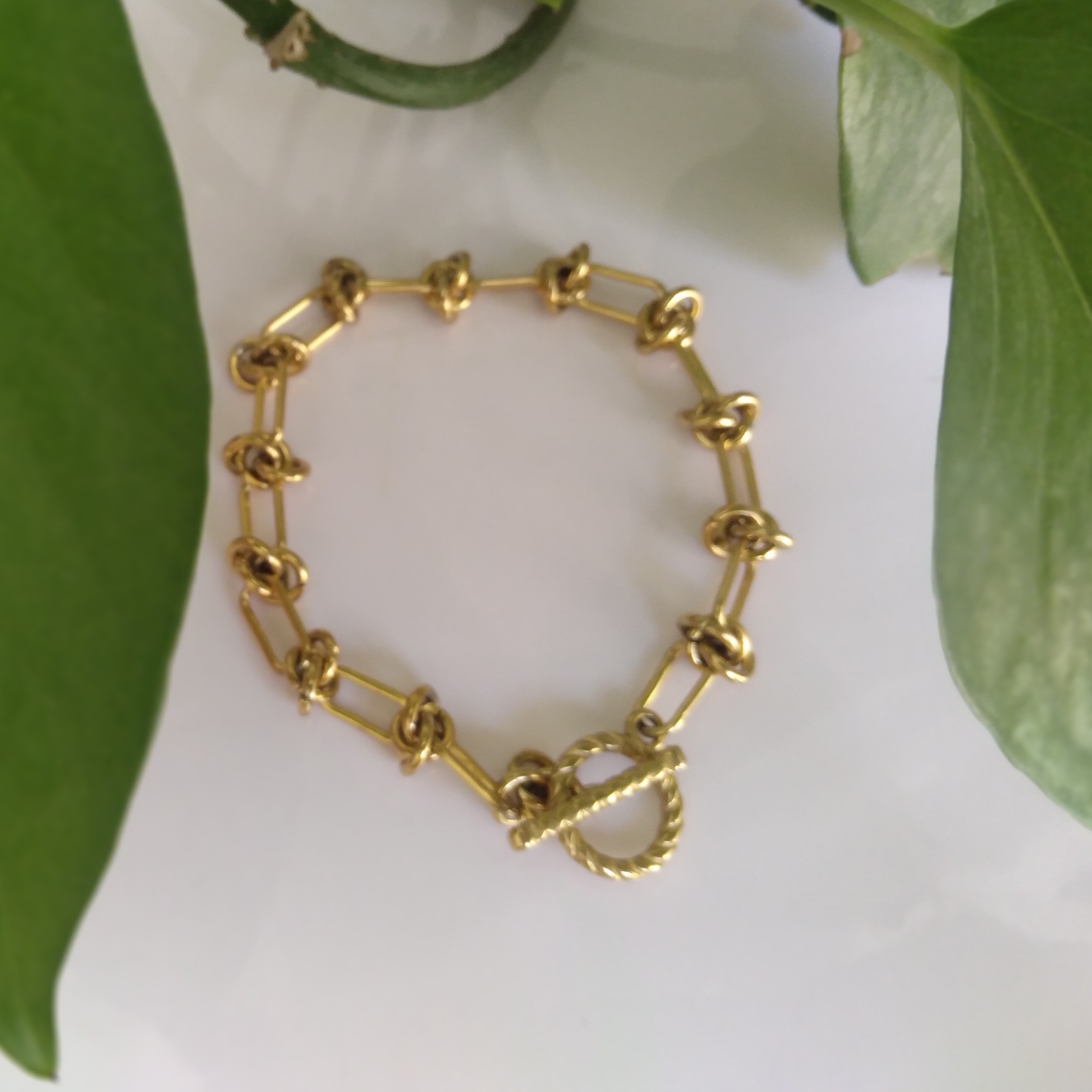 دستبند زنجیری قفل تی