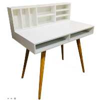 میز تحریر شلف دار در دو رنگ سفید و گردویی پایه ها از جنس نراد | choobsub