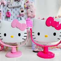 آینه کیتی پینترستی پایه دار فانتزی کیوت سانریو رومیزی