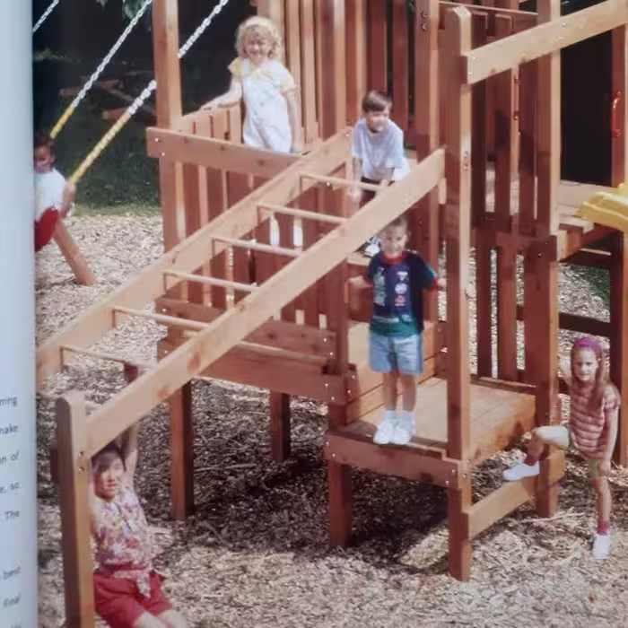 كتاب Ultimate Guide to Kids Play Structures and Tree Houses: 10 Easy-to-build, Fun Projects اثر جمعي از نويسندگان انتشارات CREATIVE
