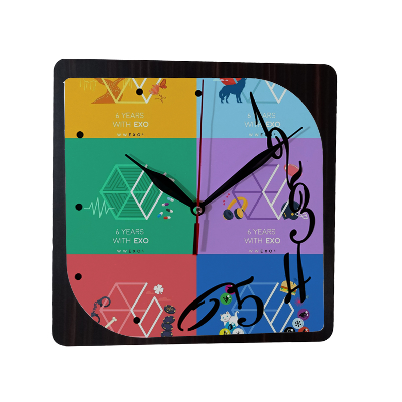ساعت دیواری طرح اکسو exo کد Tx4
