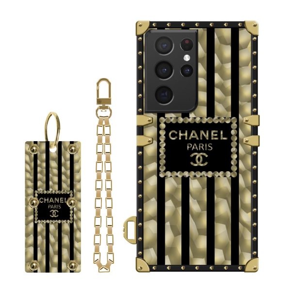 کاور یا قاب صندوقی طرح شنل مناسب برای گوشی موبایل سامسونگ Galaxy S21 ULTRA به همراه بند آویز