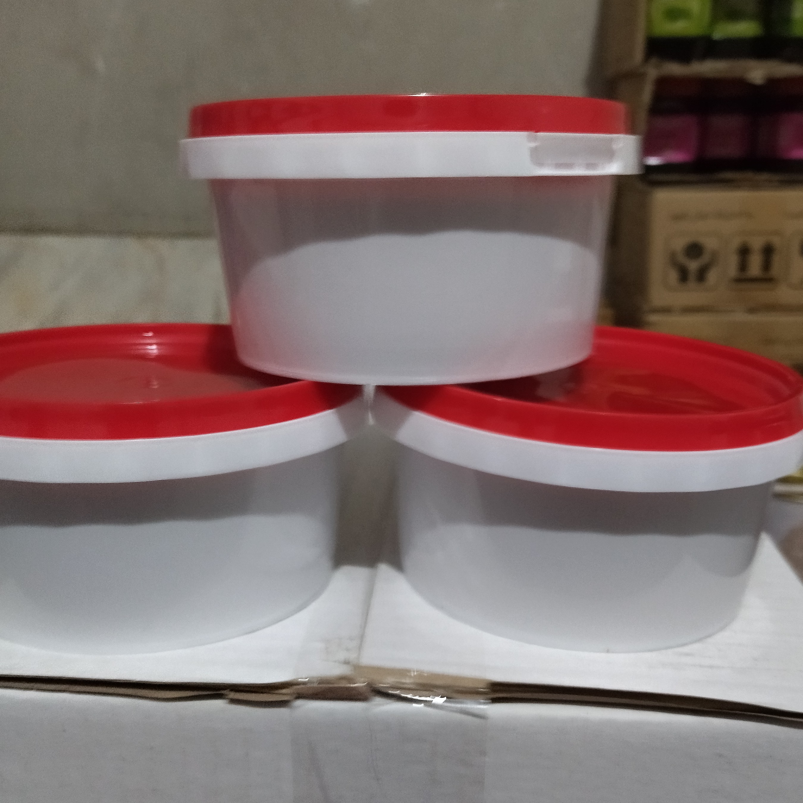 حلوا ارده درجه یک  سه تا 800گرمی . مجموع 2400