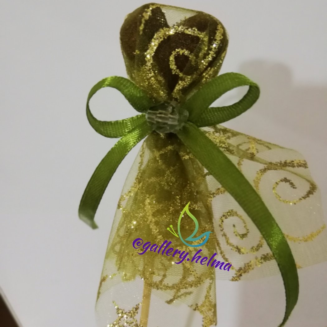 پک گیفت_شاخه_ای_حنا