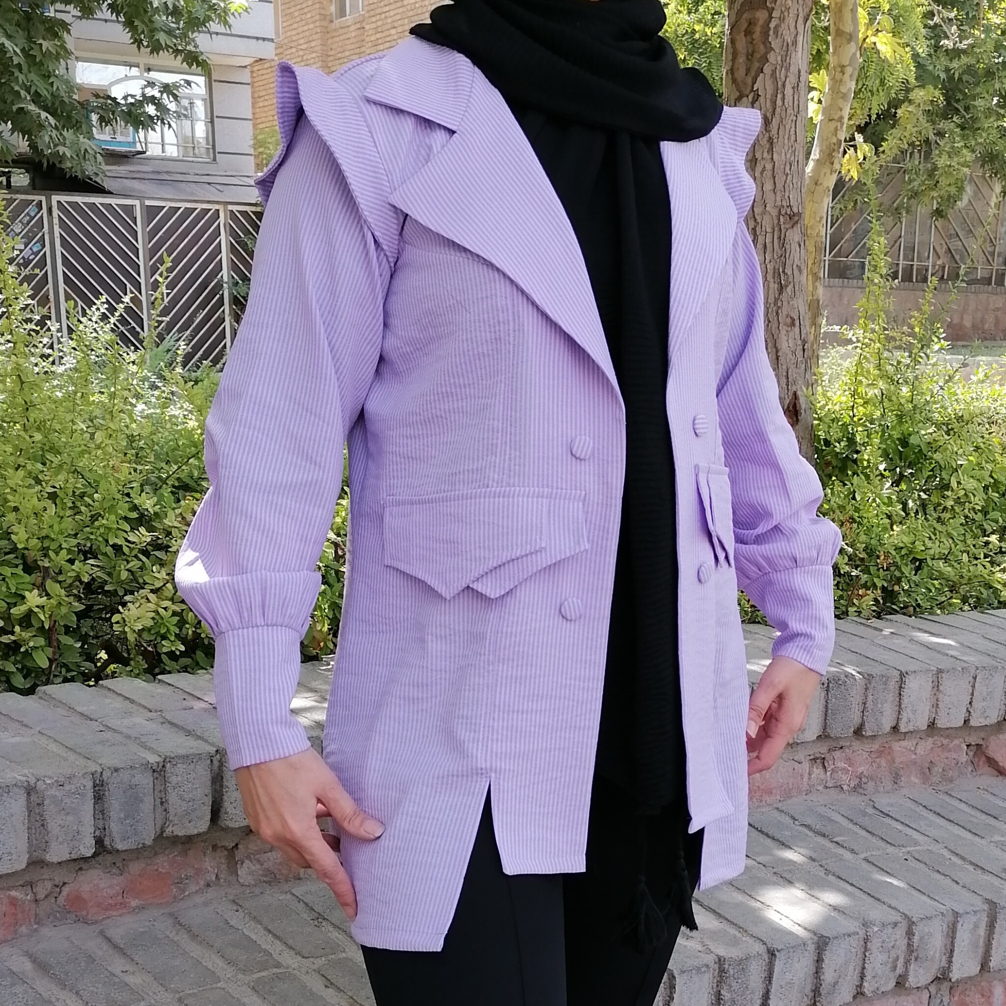 کت زنانه یقه انگلیسی جلو کوتاه چاک دار