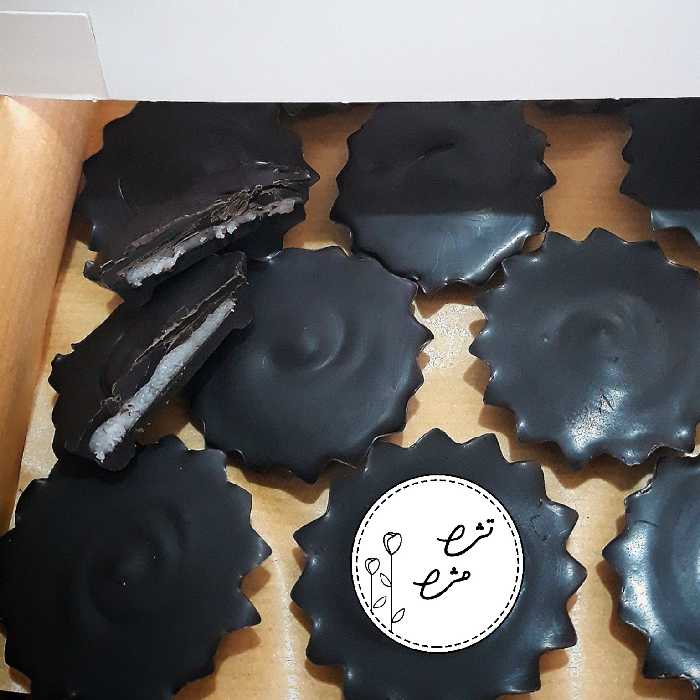 شکلات دست ساز نعنایی تژه منحصر بفرد و پرطرفدار و بینظیر