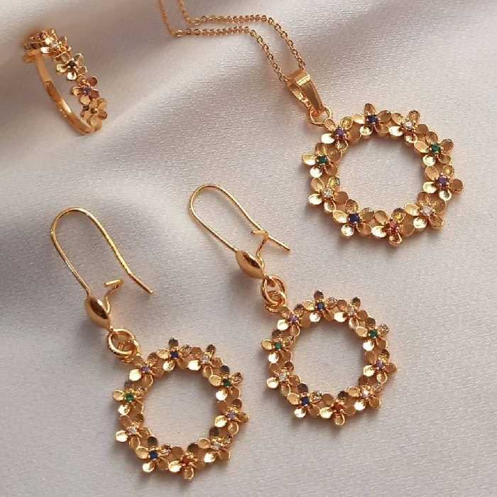 سرویس شکوفه کاملا مشابه طلا رنگ ثابت ضد حساسییت بسیار شیک با زنجیر دیپلمات استیل 