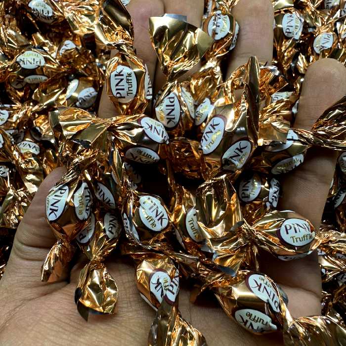 شکلات ترافل پینک pink خارجی خوشمزه و با کیفیت 100 گرمی آجیل و خشکبار مهران 