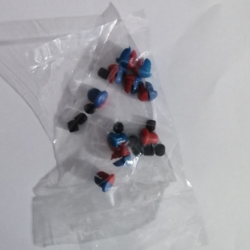 پیچ ونگین دسته شیراهرمی 30و40 هربسته 10عدد رنگ قرمزو آبی پیچ سیاه