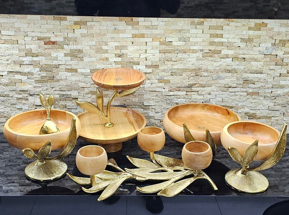 سرویس پذیرایی چوبی سانسوریا پایه آلمینیومی طلایی و نقره ای