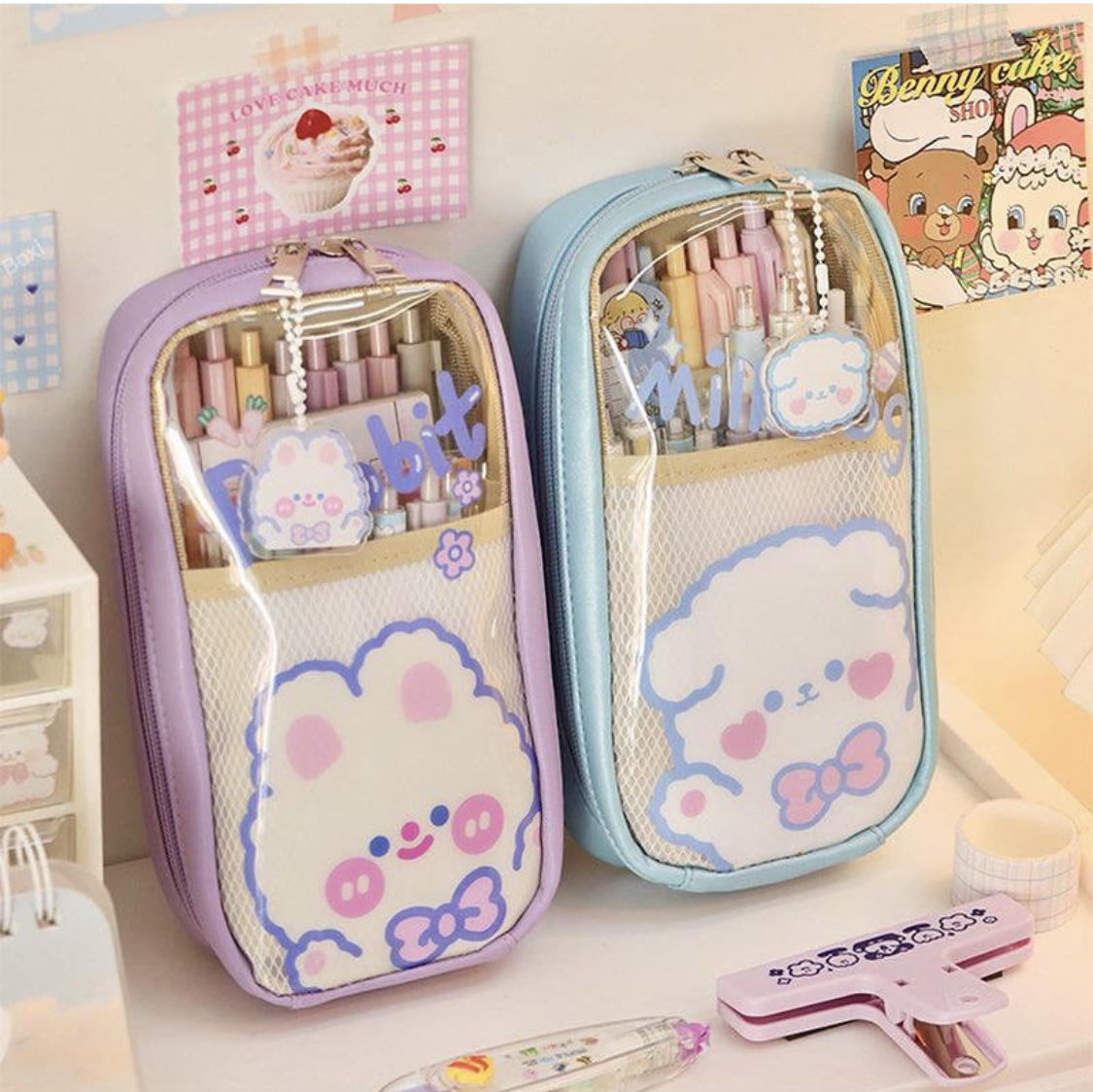 جامدادی موکا مدل هاپو آبی آویزدار