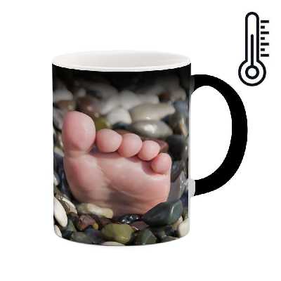 ماگ حرارتی طرح پسری در سنگ ها مدل mgh02412