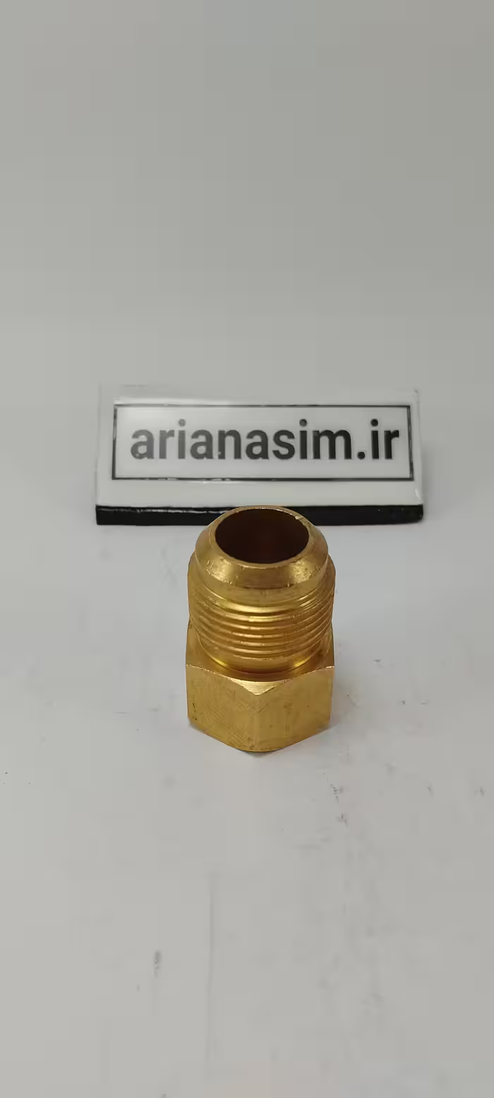 تبدیل برنجی رو پیچ تو پیچ تبدیل شیر سرویس 5/8 اینچ به شیر سرویس 3/4 اینچ | آریا سیتی