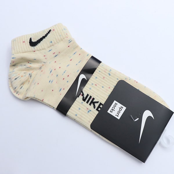 جوراب مچی مارک نایک رنگ کرم پافیت 22652