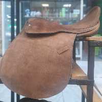 زین سوارکاری پرش مخمل
