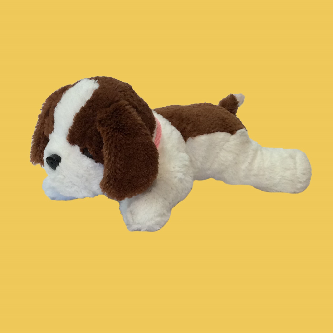 عروسک طرح سگ پاپی مدل Lying Kowloon Puppy کد SZ9/606 طول 35 سانتیمتر