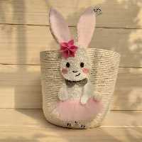 سبد اسباب بازی و لباس کودک