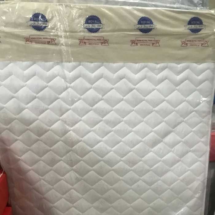 تشک دونفره رویال پنج سال ضمانت  طبی فنری  ارتفاع تشک تقریبا30سانت