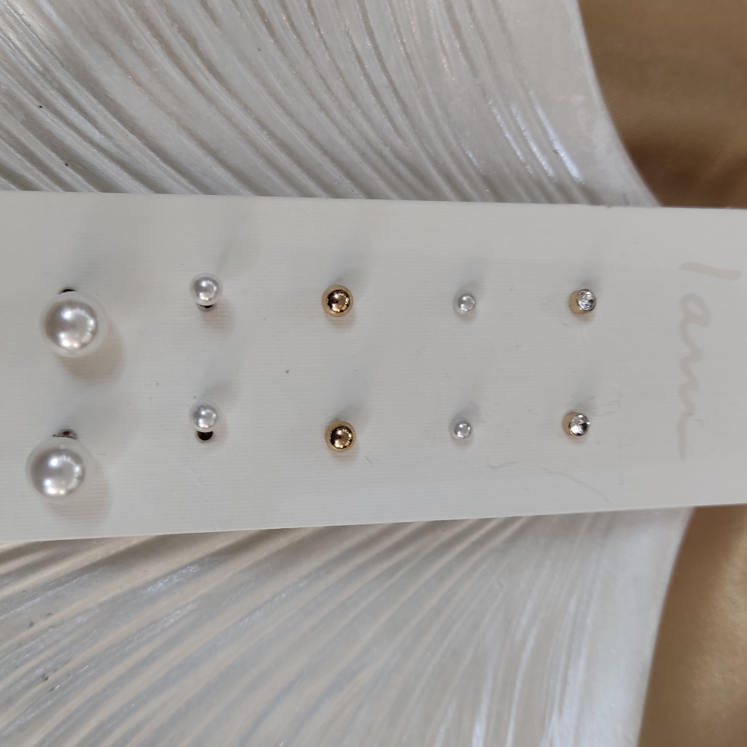 پک گوشواره مرواریدی