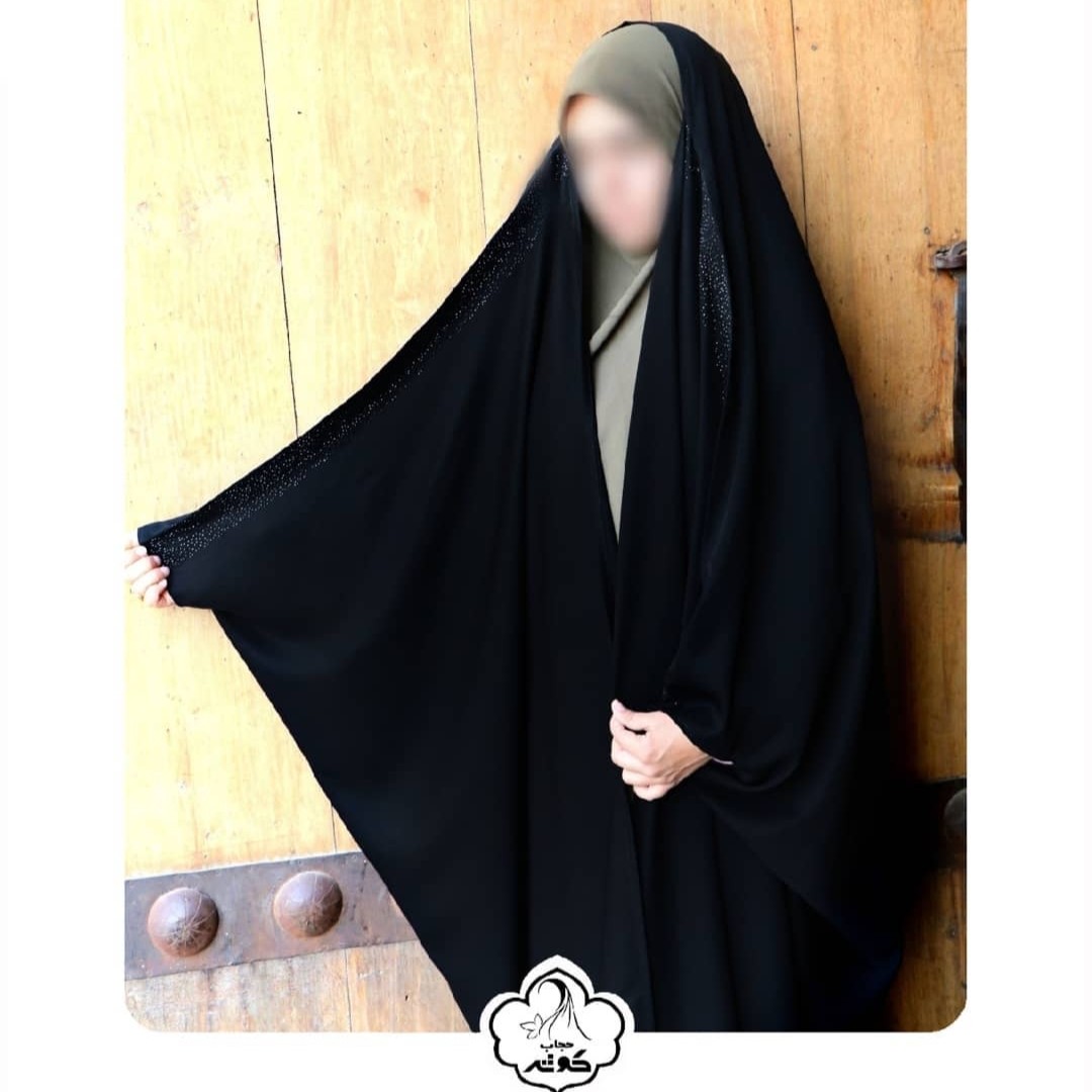 روسری و چادر مشکی