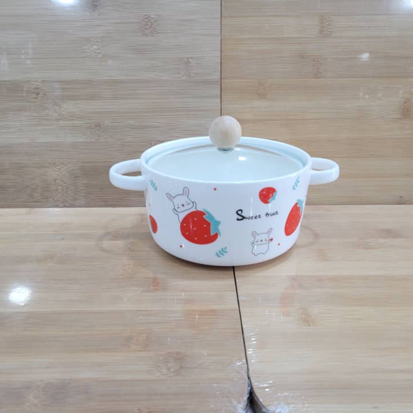 قابلمه های سرامیکی بسیار  زیبا، قطر 16 سانت، فانتزی،زیباتر از تصویر قابلمه از جنس سرامیک میباشد مناسب سرو غذا 