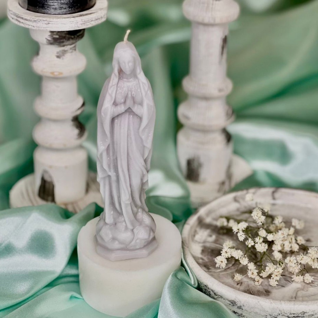 شمع مریم مقدس