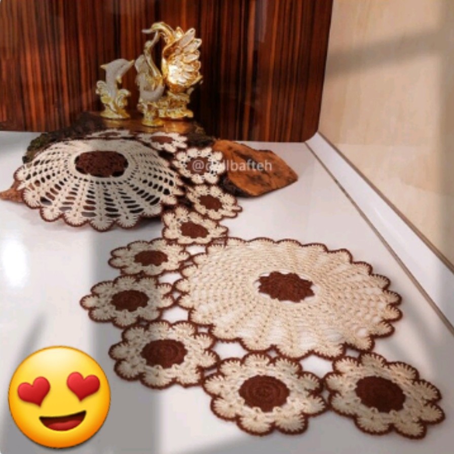 رانر رومیزی قلاب بافی طرح گل دستبافت