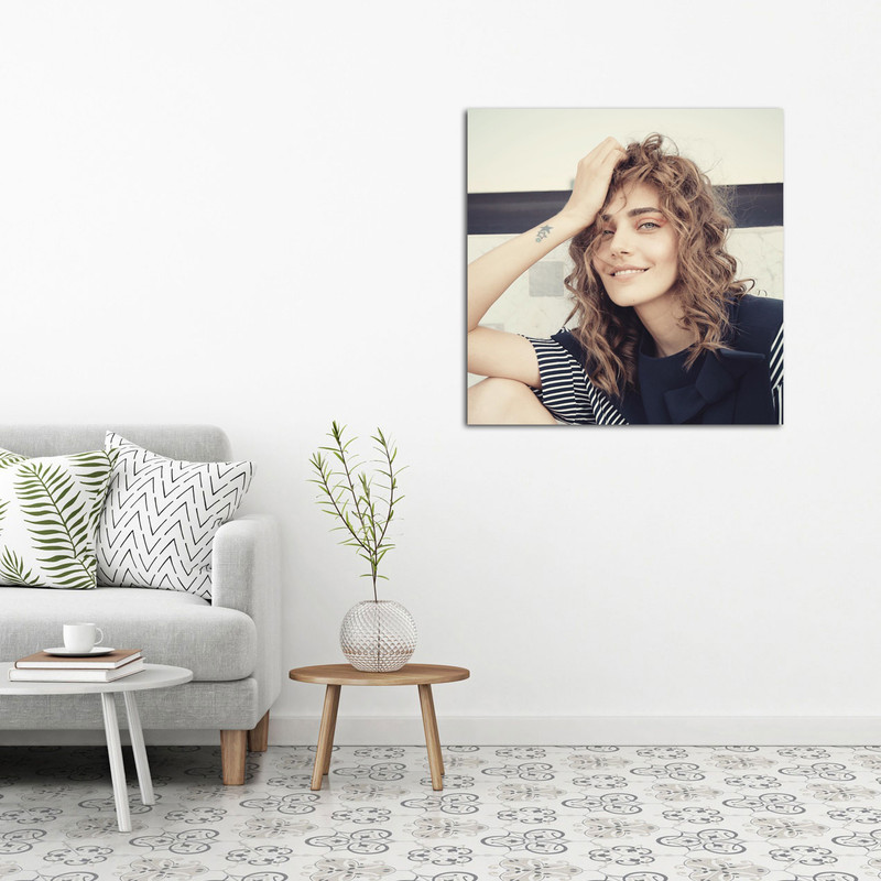 تابلو شاسی مدل Öznur Serçeler کد 2 | دنیای قاب