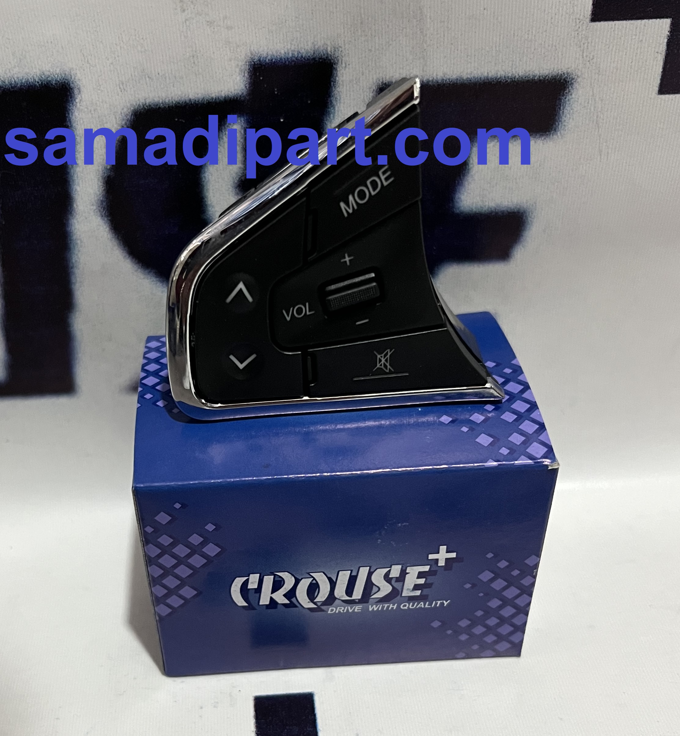 مجموعه کلید روی فرمان چپ(مالتی مدیا) ساینا و کوئیک کروز(CR33113701)