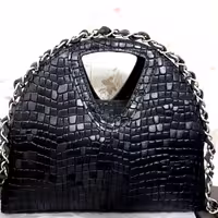 کیف مجلسی. کیف. کیف زنانه. کیف چرمی. چرم دستدوز. چرم مجلسی. کیف چرمی زنانه. کیف زنانه لاکچری. کیف زنانه چرمی. چرم طبیعی