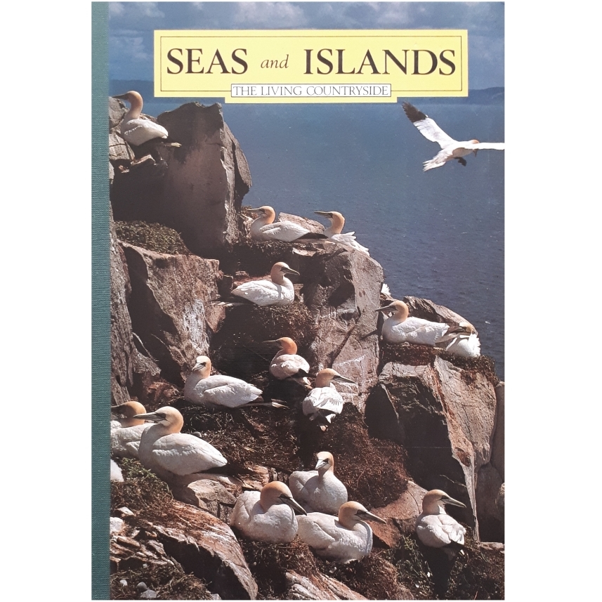 كتاب Seas and Islands اثر جمعي از نويسندگان انتشارات The Living Countryside