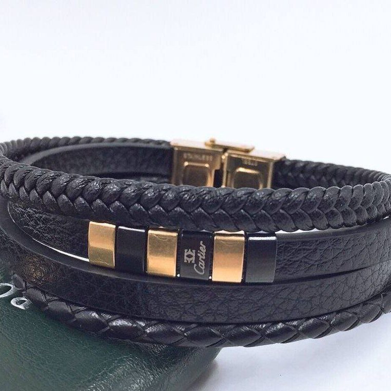 دستبند چرم(QR109)