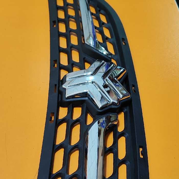 جلو پنجره کوییک و کوییک آر