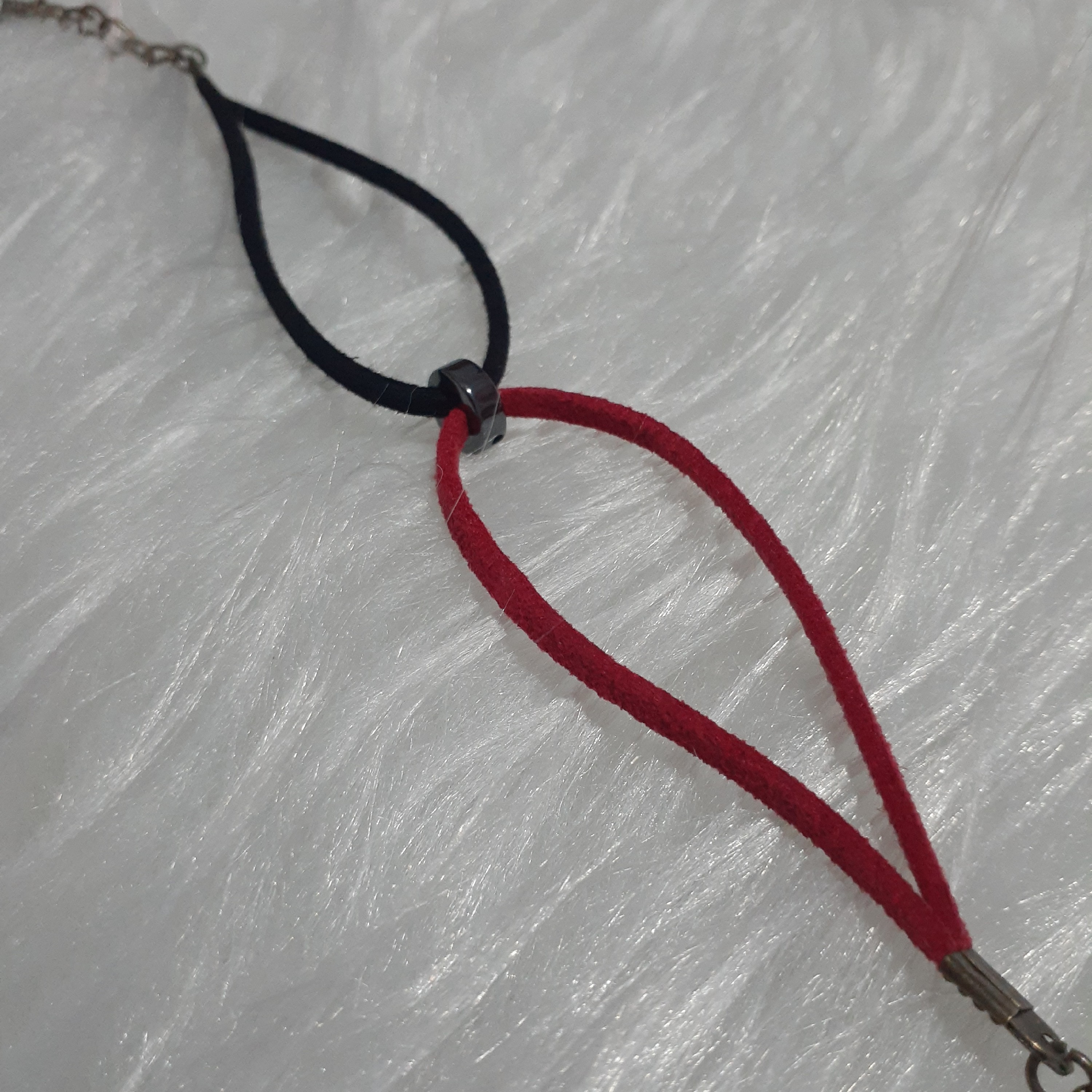 دستبند تریشه ای دو رنگ و دو لاین