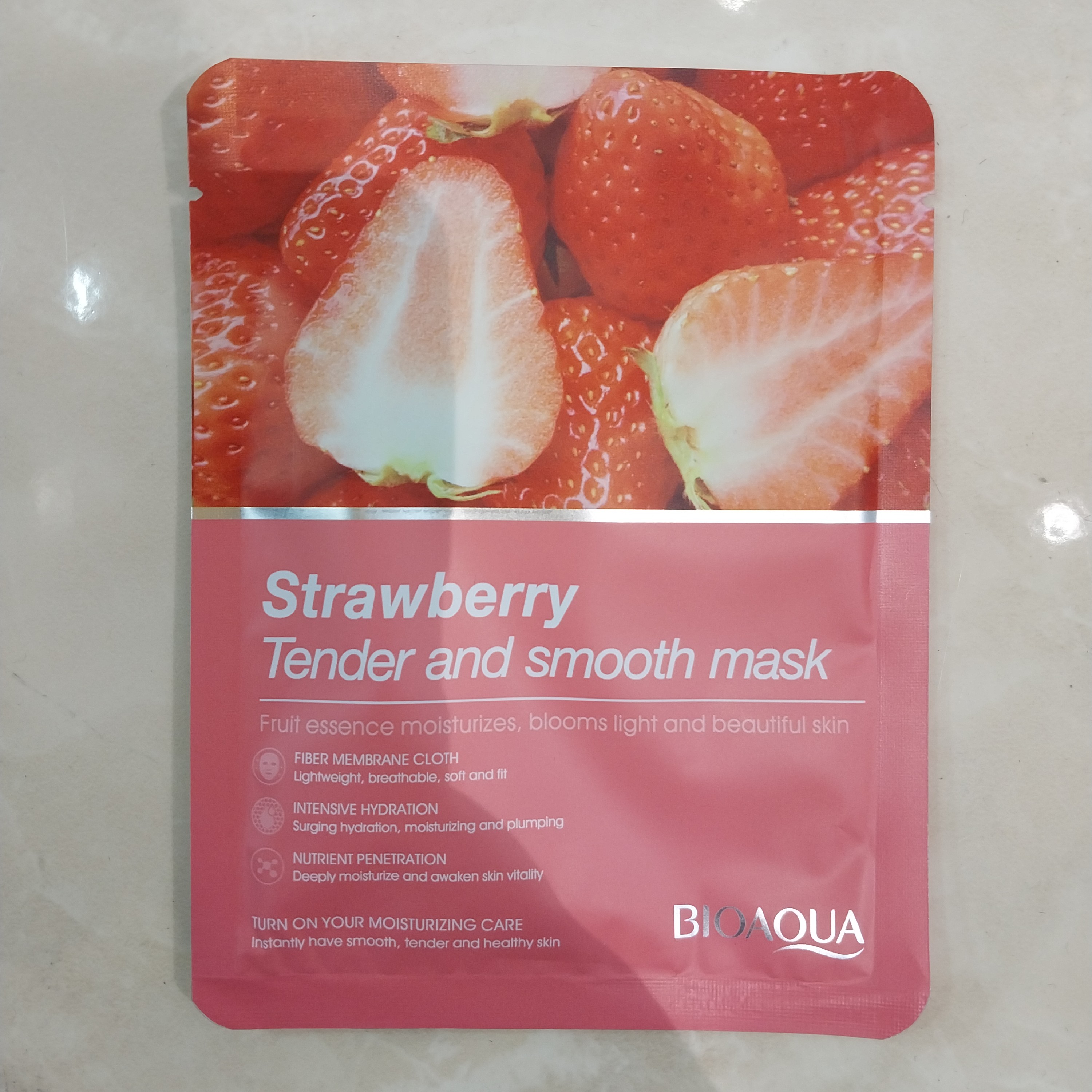 ماسک ورقه ای توت فرنگی بیوآکوآ