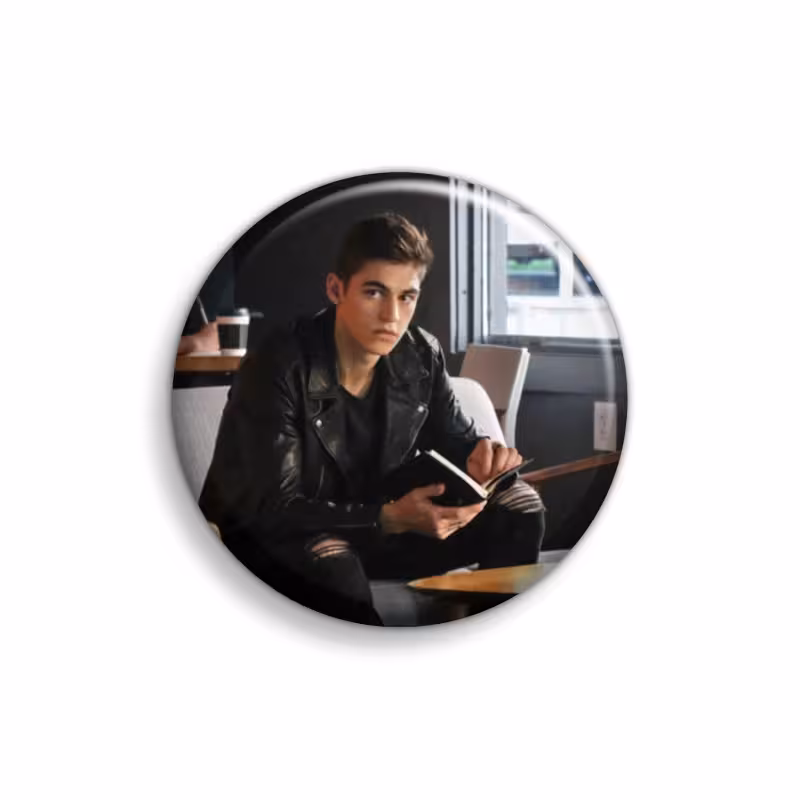 پیکسل ابیگل طرح فیلم after hero fiennes کد 002