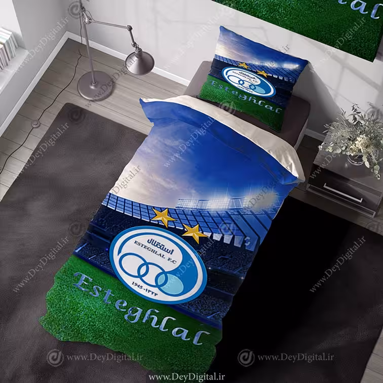 روتختی فوتبالی طرح لوگو استقلال در وسط زمین فوتبال pk-4214