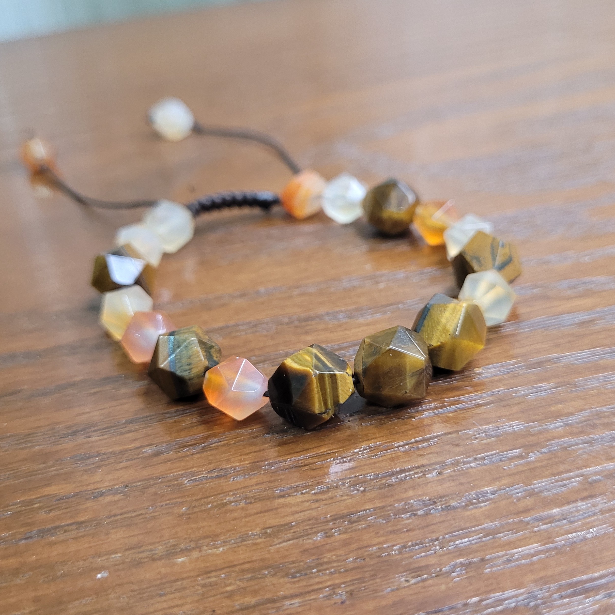 سنگ دستبند چشم ببر و سان استون