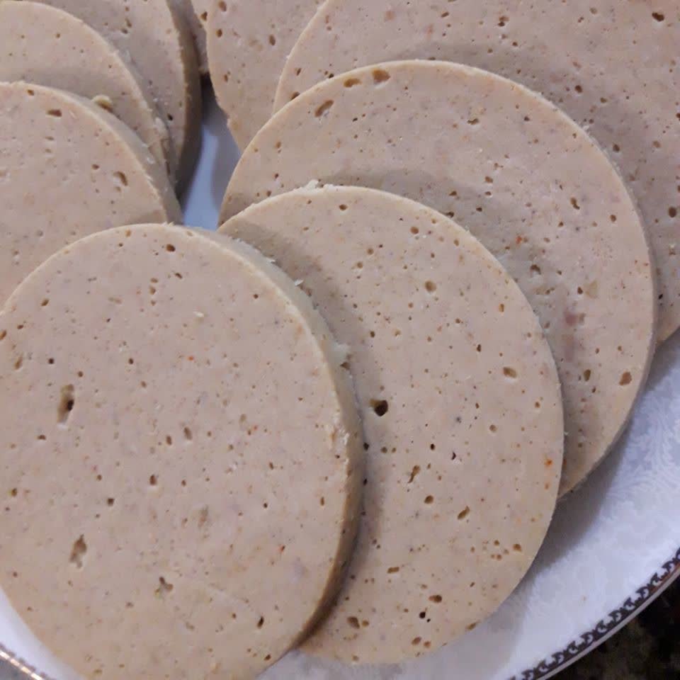 کالباس مرغ خانگی بسیارخوش عطروطعم