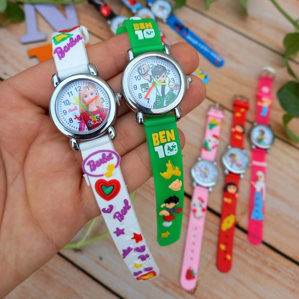 ساعت فانتزی بچگانه